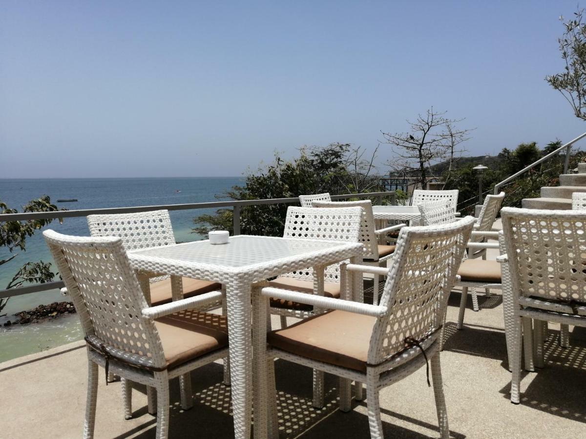 Union Amicale Corse Dakar Hotel Exterior photo